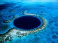 Blue Hole (dosłownie z ang. Błękitna Dziura) to wielka rozpadlina (jaskinia morska) rafy koralowejw Morzu Karaibskim. Oddalony jest od Belize City o około 80 km w głąb morza, pośrodku atoluLighthouse Reef. Jest widoczny z kosmosu a swoją...